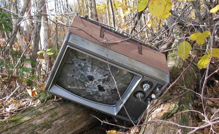 broken tv