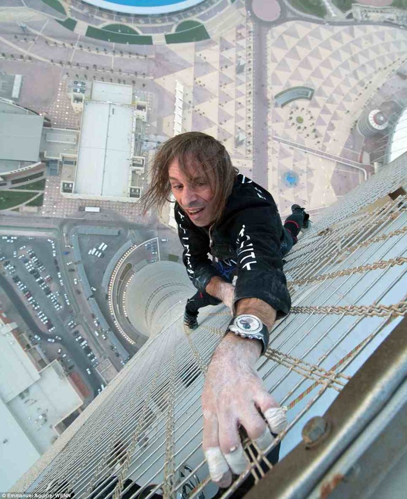 alain robert climbing