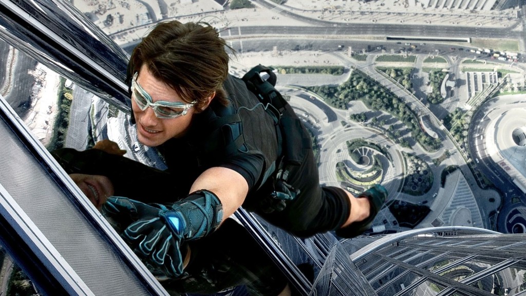 Tom-Crusie-in-mission-impossbile-ghost-protocol